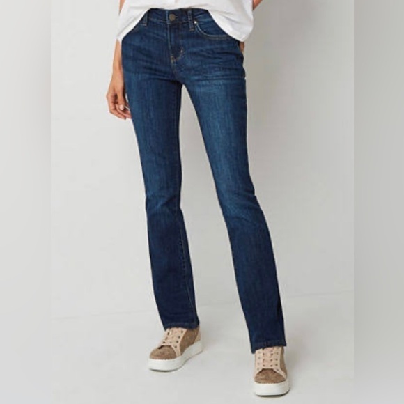 Liz Claiborne Secretly Slender
Fit Bootcut Size 4P - Picture 1 of 10